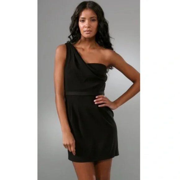 Theory Dresses & Skirts - Theory Kaholo One Shoulder Little Black Dress. Size 4